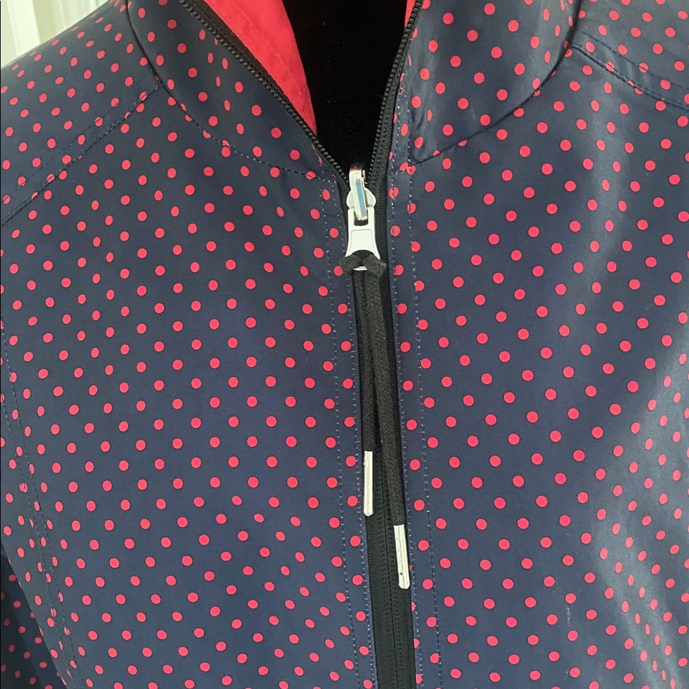 REVERSIBLE Hooded Polka Dot Print in Blue Red polka dots reverse Red size Medium - Picture 17 of 17